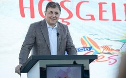 Başkan Tugay’dan turizm mesajı “Torunlarımızın yaşayacağı Çeşme’yi hayal ederek adım atmalıyız”